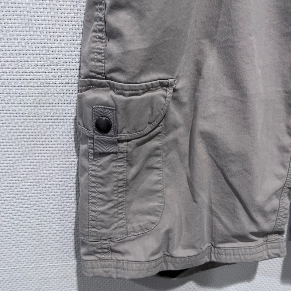Kuhl Womens Gray Cargo Hiking Shorts Outdoor Utility Pockets Size 8 - Picture 2 of 10